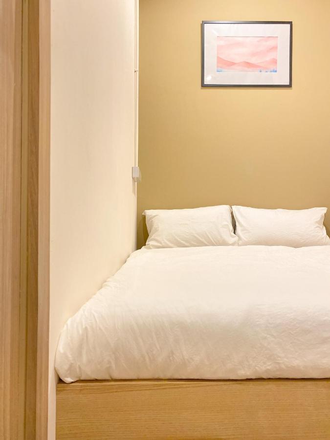 Ben&Pooh Hostel Bangkok Bagian luar foto